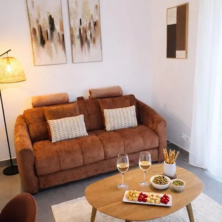 Le Mimosa Prestige - T3, 6p, Terrasse & Parking *